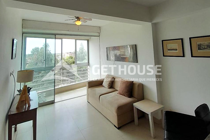 SE VENDE ACOGEDOR MINI DEPARTAMENTO 7MO PISO CON ASCENSOR | URB. MIRAFLORES CC