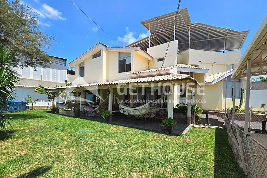 SE VENDE EXCLUSIVA E IMPONENTE CASA EN ESQUINA 720 m2| URB. MIRAFLORES