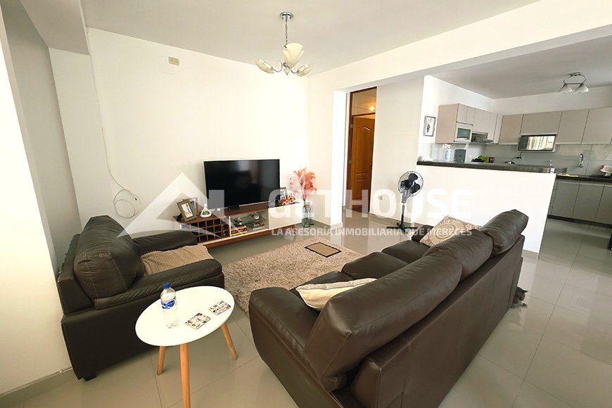 SE ALQUILA BONITO Y AMPLIO DEPARTAMENTO | URB. MIRAFLORES COUNTRY CLUB